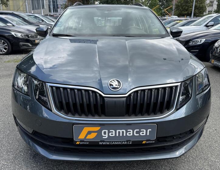 Škoda Octavia 1