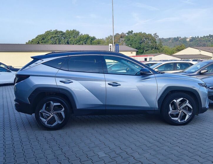 Hyundai Tucson 4