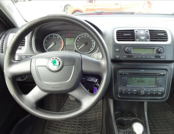 Škoda Roomster 34