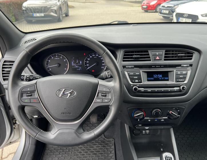 Hyundai i20 13