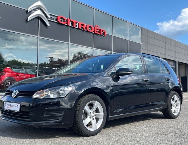 Volkswagen Golf 1