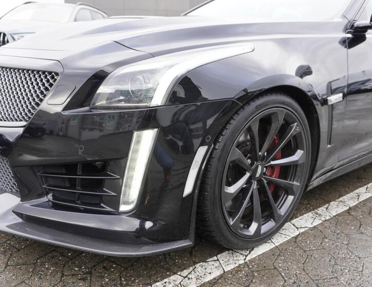 Cadillac CTS 7