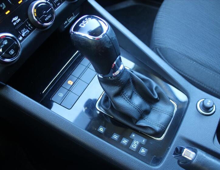 Škoda Octavia 15