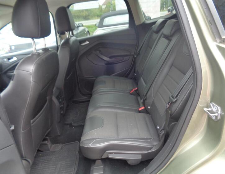 Ford Kuga 12