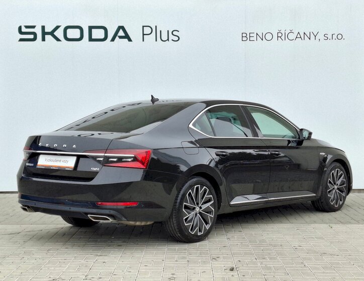 Škoda Superb 2