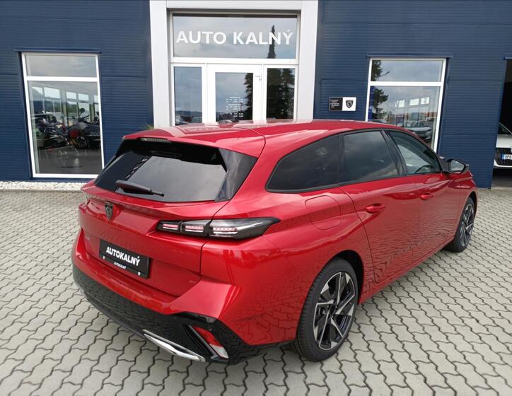 Peugeot 308 4