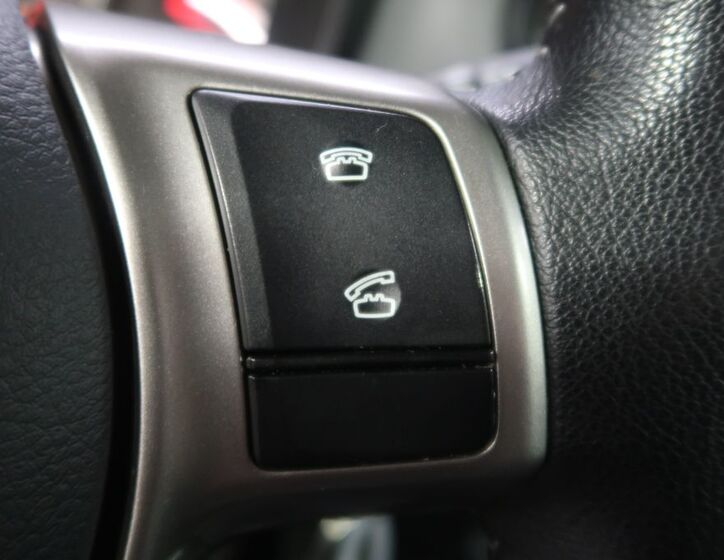 Toyota Yaris 23