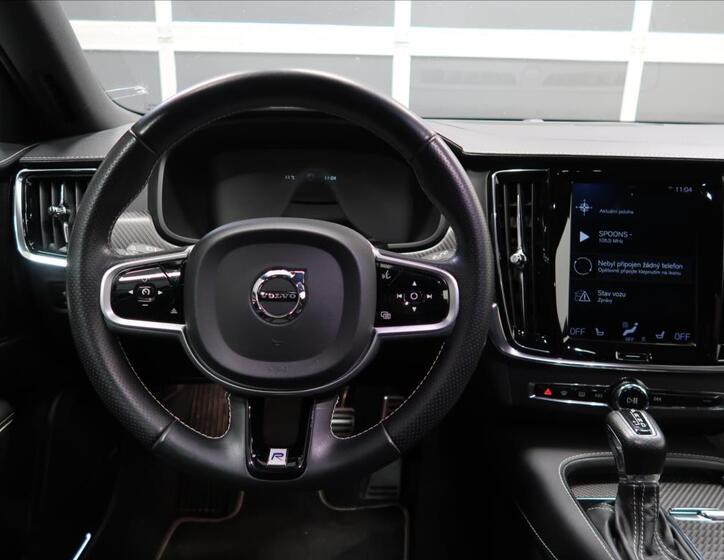 Volvo V90 14