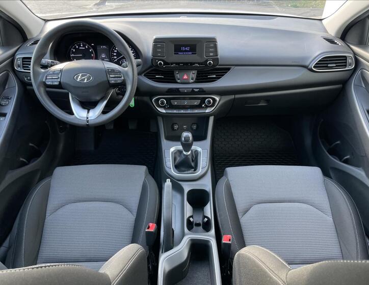 Hyundai i30 6