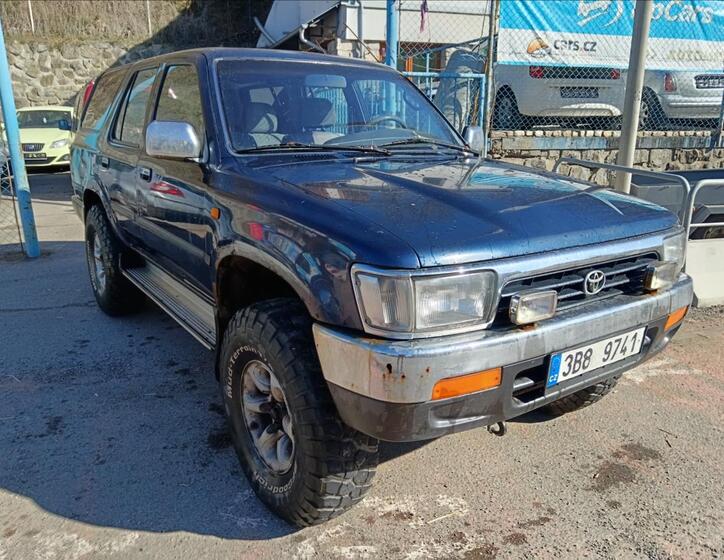 Toyota 4Runner 16