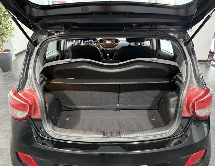 Hyundai i10 19