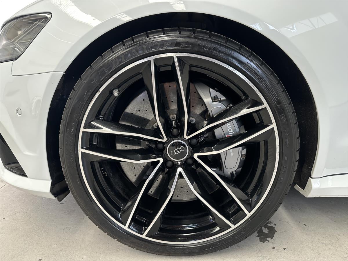 Audi RS 6