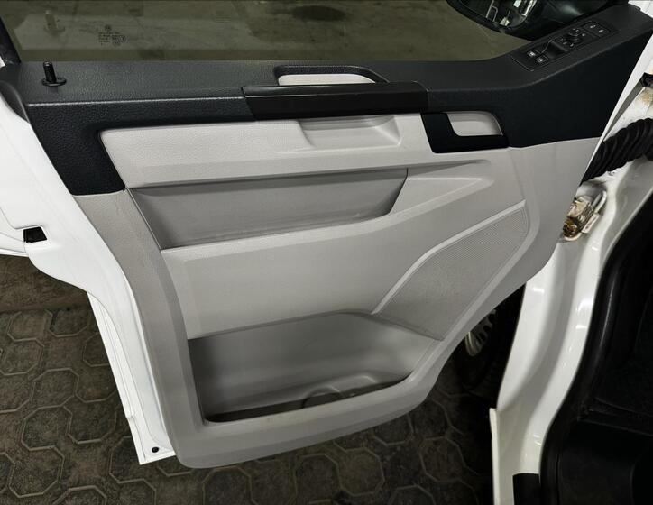 Volkswagen Transporter 14