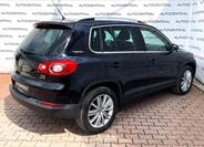 Volkswagen Tiguan 4