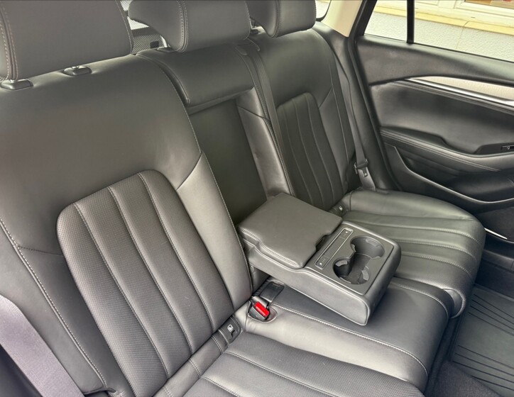 Mazda 6 26