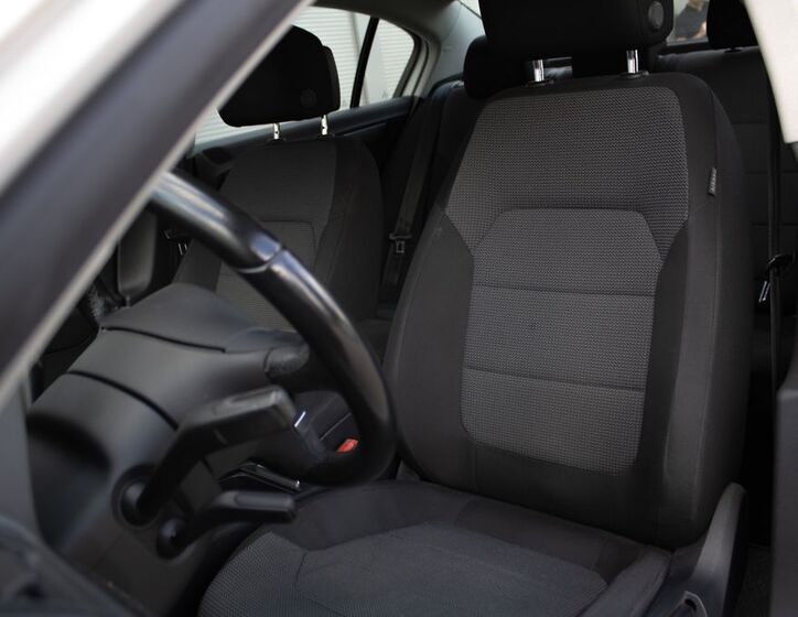 Volkswagen Passat 9
