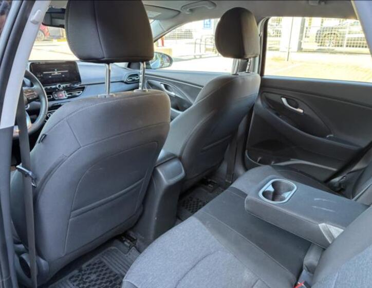 Hyundai i30 12