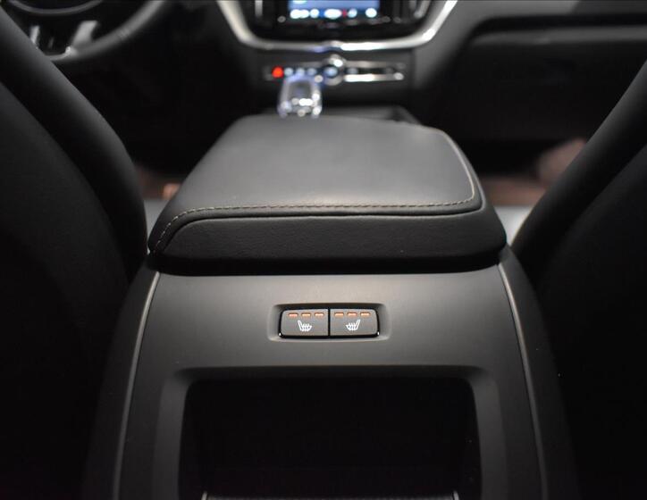 Volvo XC60 15