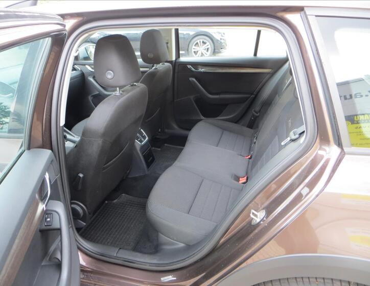 Škoda Octavia 22