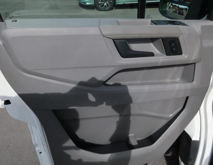 Volkswagen Crafter 16