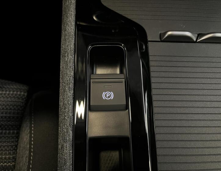 Škoda Superb 18