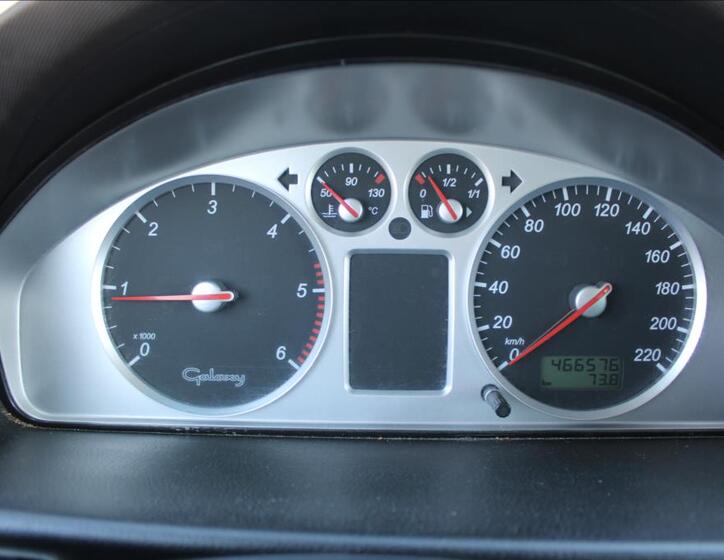 Ford Galaxy 15