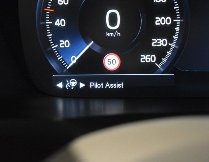 Volvo XC90 26