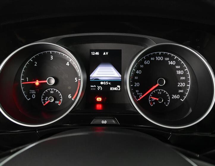 Volkswagen Touran 13