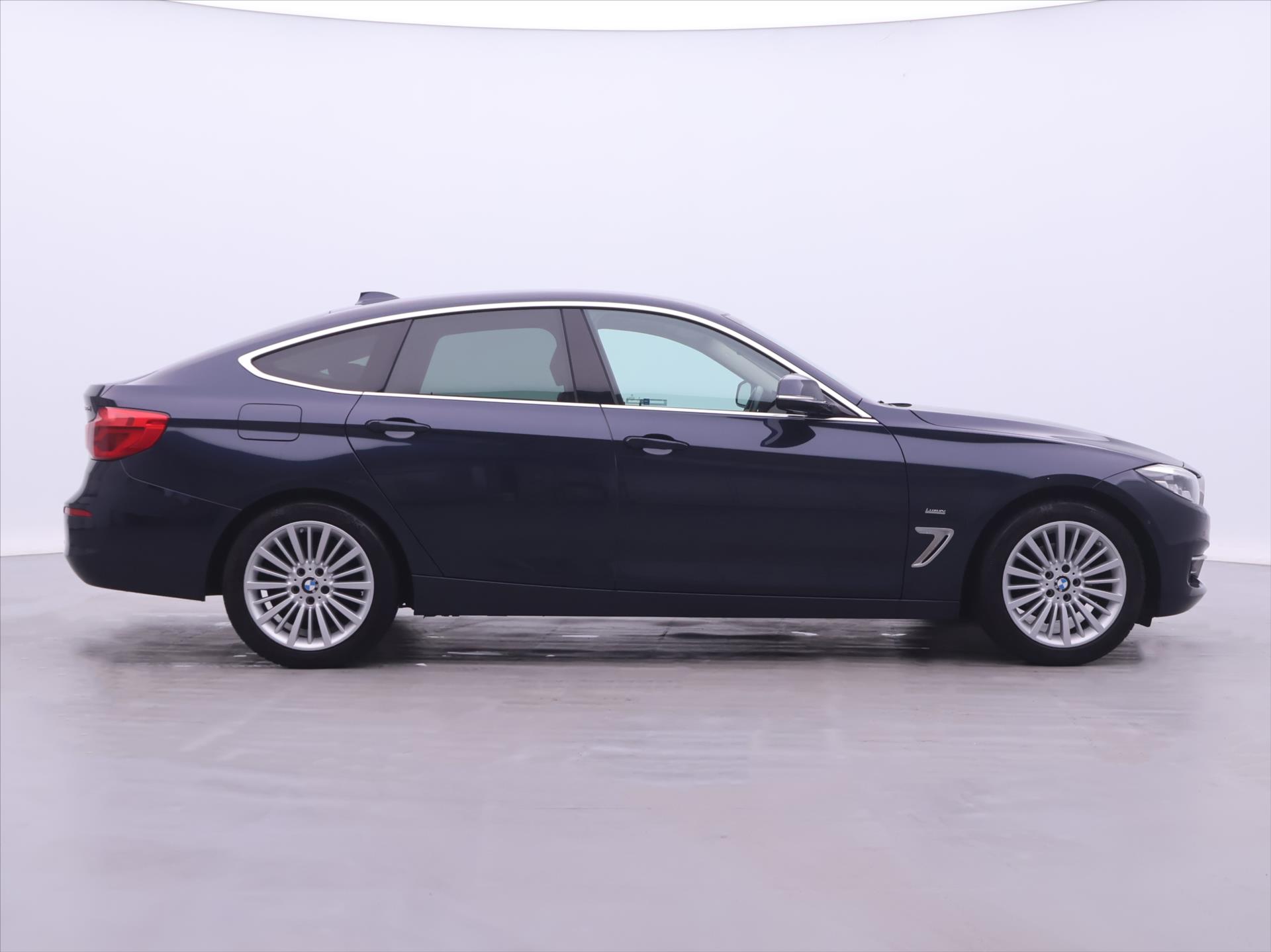 BMW Řada 3