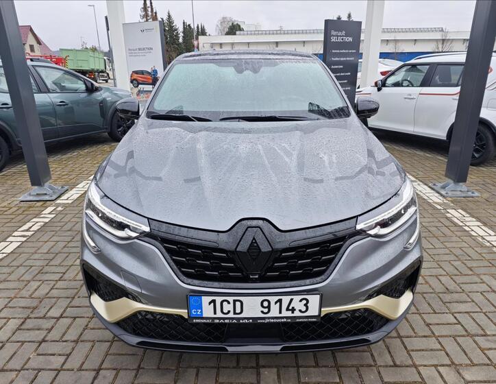 Renault Arkana 9