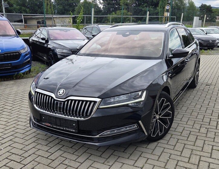 Škoda Superb 1