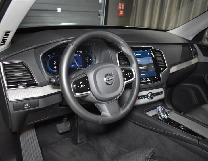 Volvo XC90 15
