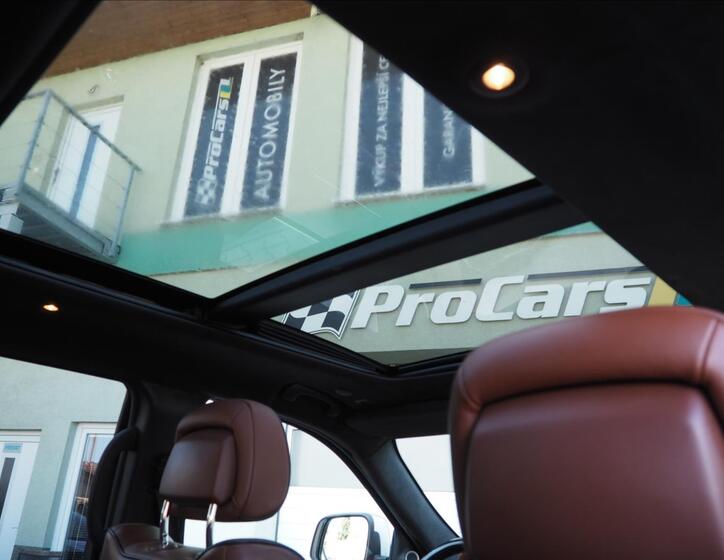 Jeep Grand Cherokee 29