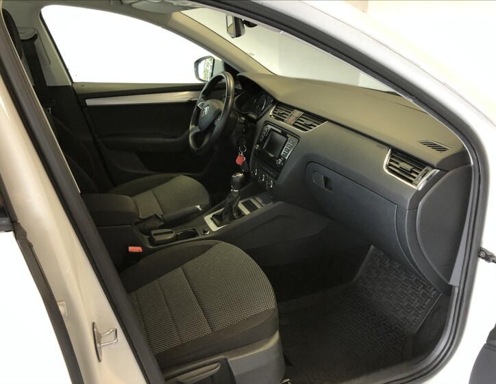 Škoda Octavia 12