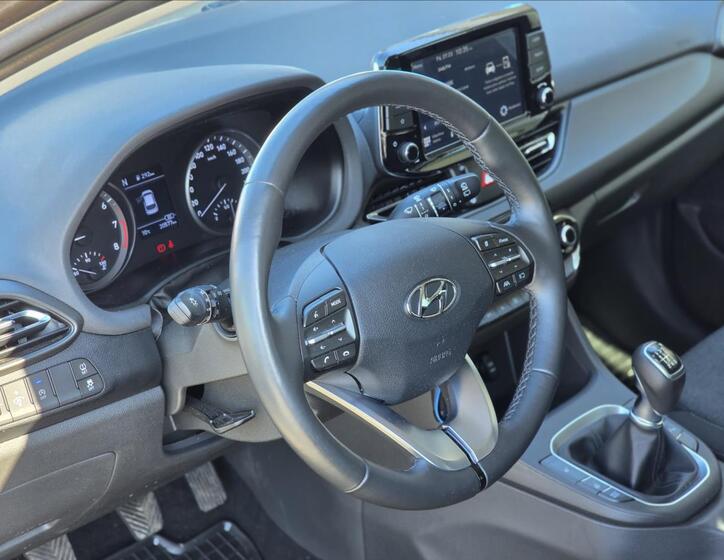 Hyundai i30 6