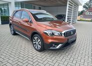 Suzuki SX4 S-Cross 8
