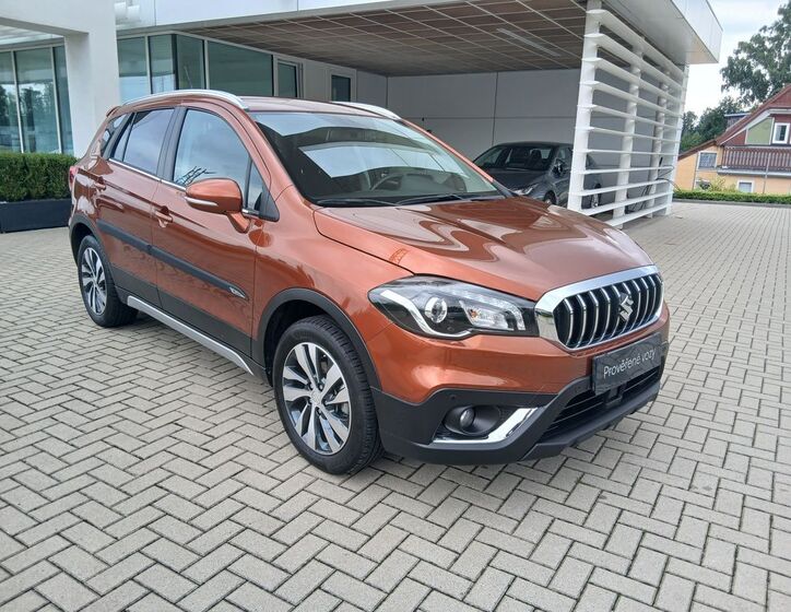 Suzuki SX4 S-Cross 8