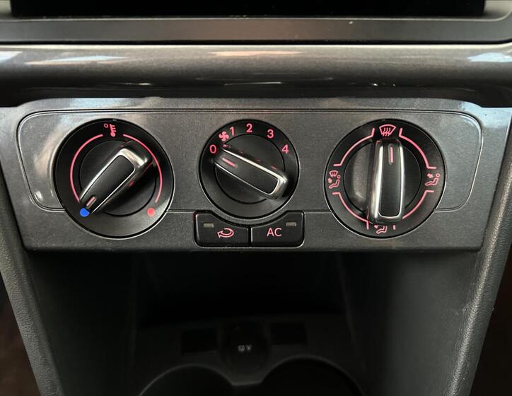 Volkswagen Polo 15
