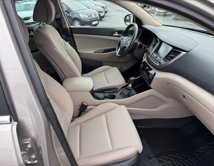 Hyundai Tucson 17