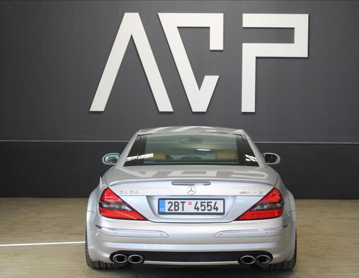 Mercedes-Benz SL 8