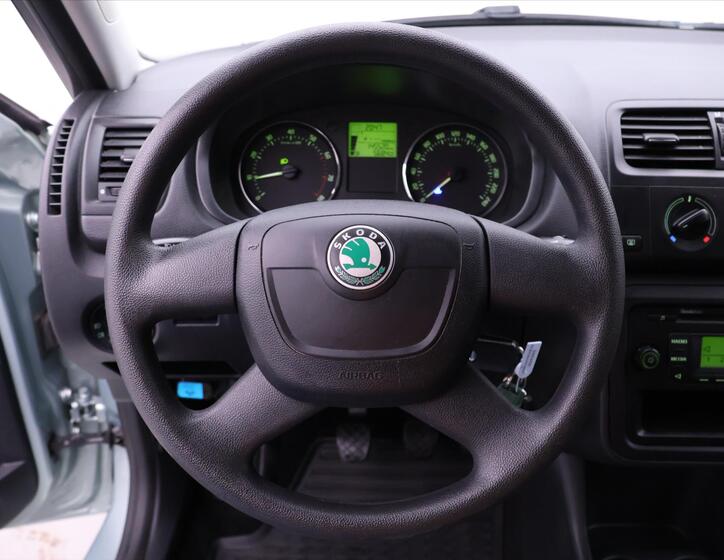 Škoda Fabia 19