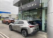 Lexus UX 250h 3