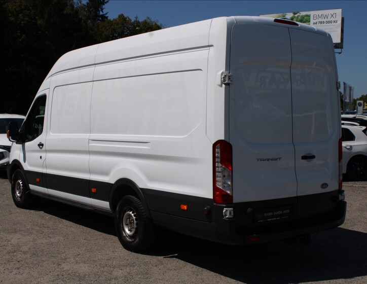 Ford Transit 7