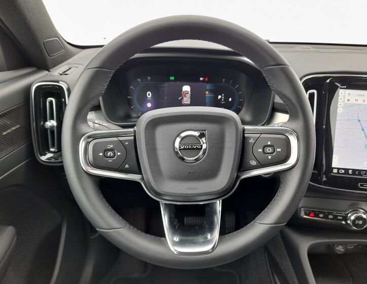 Volvo XC40 15