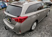Toyota Auris 6