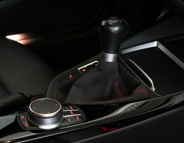 BMW M2 24