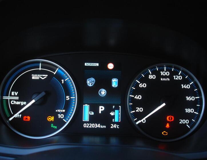Mitsubishi Eclipse Cross 10
