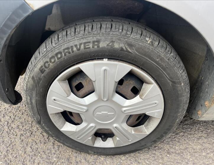 Chevrolet Spark 24