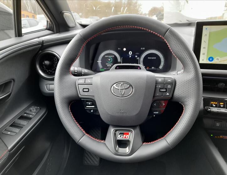 Toyota C-HR 12