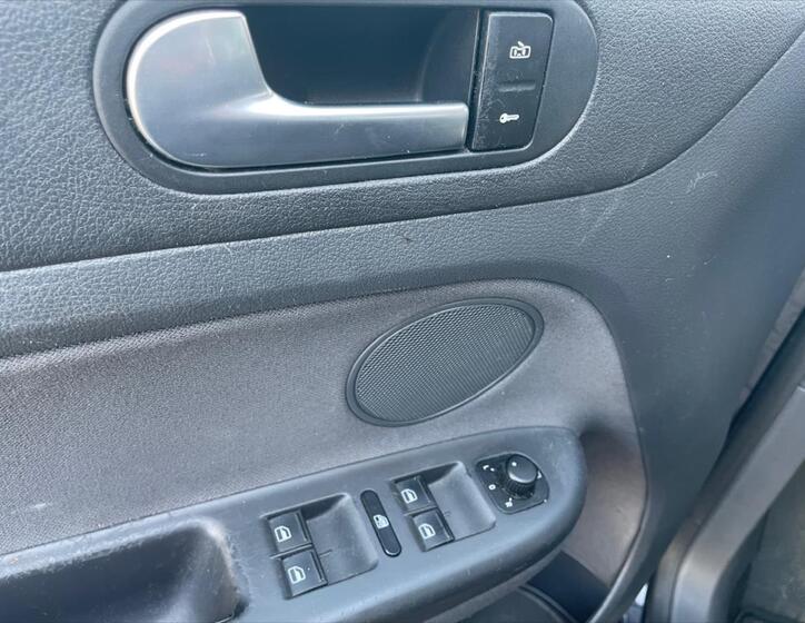 Volkswagen Golf Plus 12